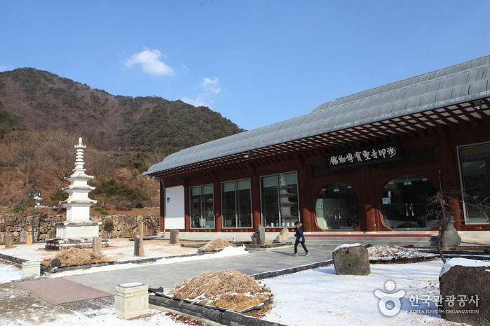 Ir a Haeinsa a través del Museo Haeinsa Seongbo - Hapcheon-gun, Gyeongnam, Corea (https://codecorea.github.io)