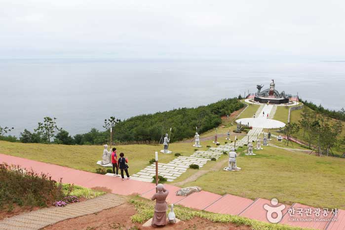 Panoramablick auf Frau Hunhwa Park - Samcheok, Gangwon, Südkorea (https://codecorea.github.io)